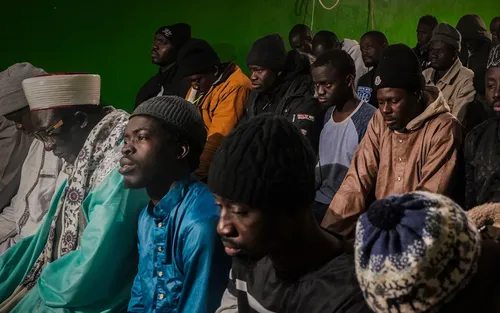 Community Unity: Bronx Muslim Center Hosts Inspiring Afternoon Prayers