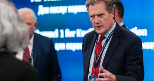 Congress Questions Legality of Military Strikes in Caribbean Amid War Crime Allegations