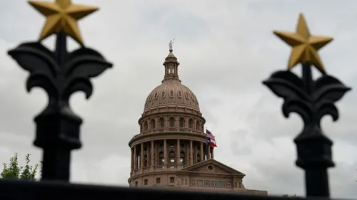 Supreme Court Allows Controversial Texas Redistricting Plan to Proceed