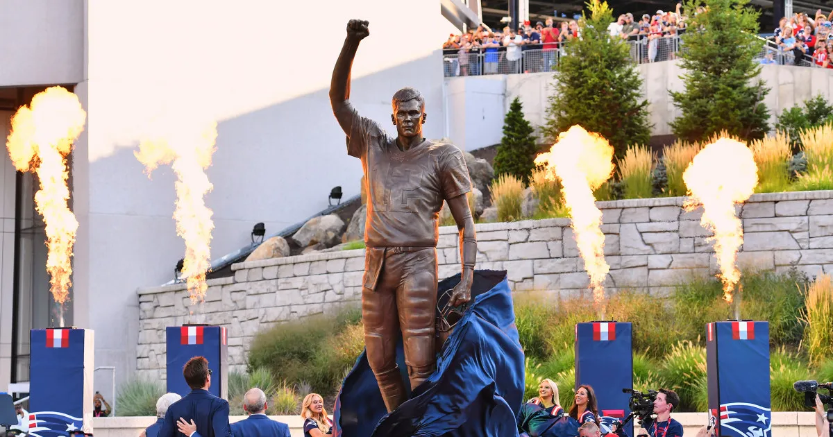 Tom Brady's Iconic Statue Unveiled: A Tribute to NFL Greatness