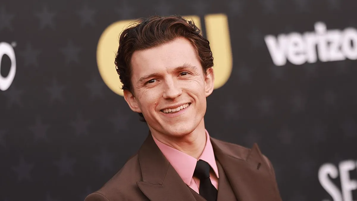 Tom Holland Takes a Week Off from Spider-Man Set Due to Mild Concussion