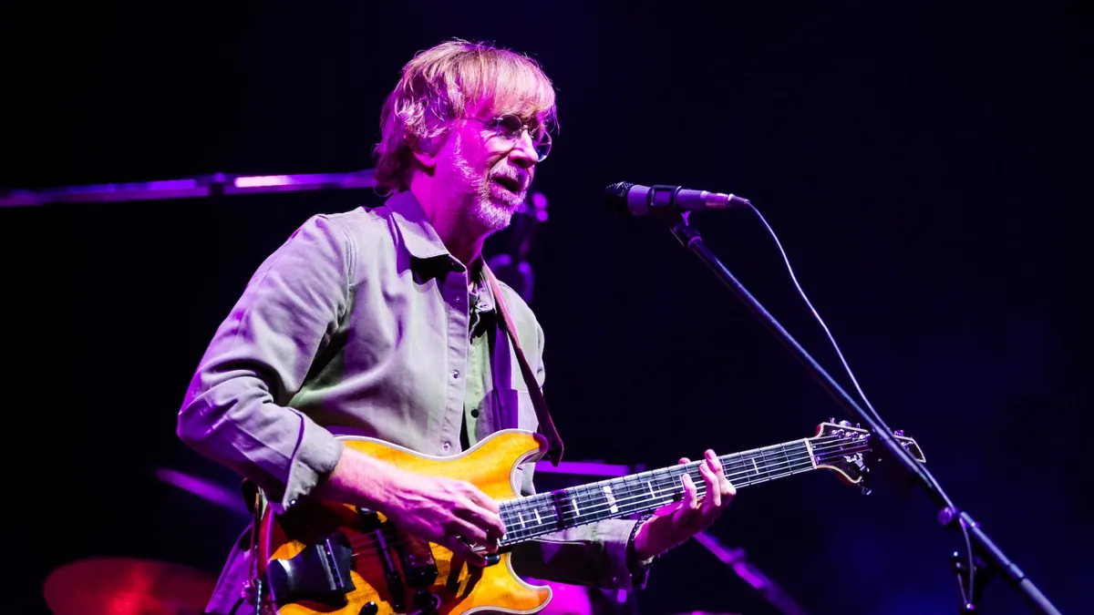 Tragedy Strikes: Stabbing Incident Outside Phish Concert Claims One Life