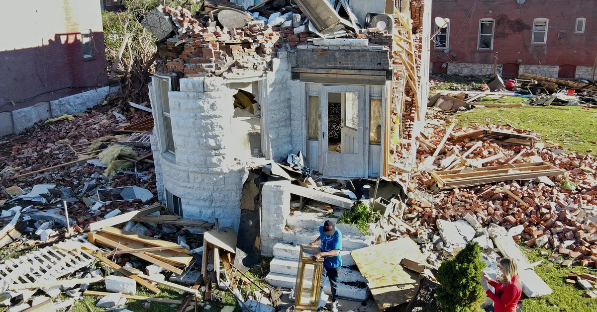 Tragic Tornado Outbreak Claims 25 Lives Across Midwest