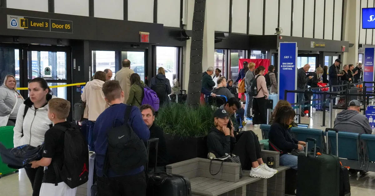 Travelers Alarmed as Newark Airport Faces Repeated Communication Outages
