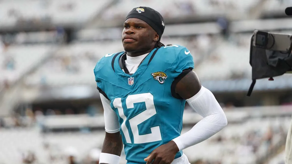 Travis Hunter Shines in Dual Role During Jaguars’ Preseason Debut