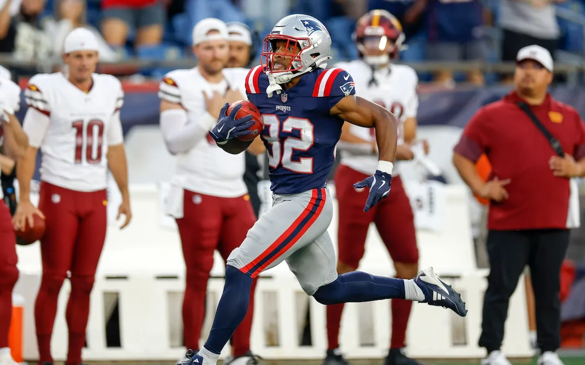 TreVeyon Henderson Shines in NFL Preseason Debut with 100-Yard Kickoff Return
