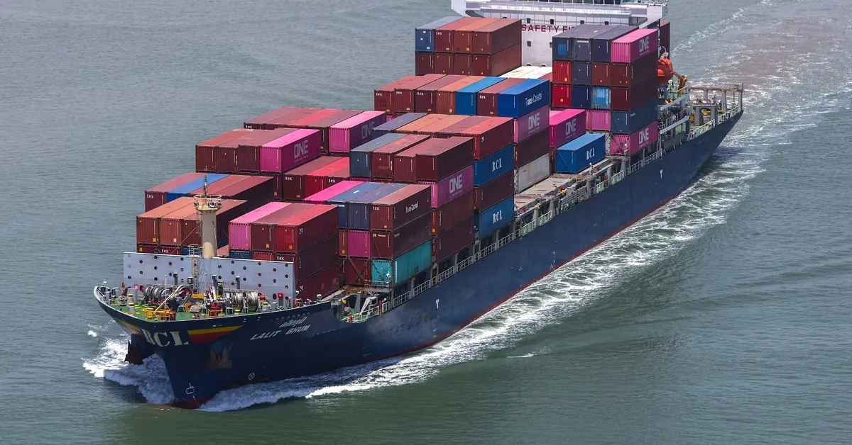 Trump Announces Lower Tariffs on Vietnamese Exports, Easing Trade Tensions