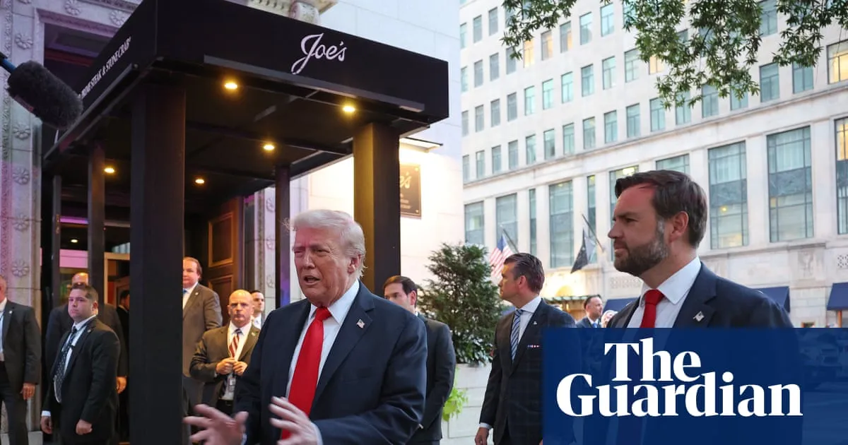 Trump Dines Amid Protests: 'Free DC! Free Palestine!'