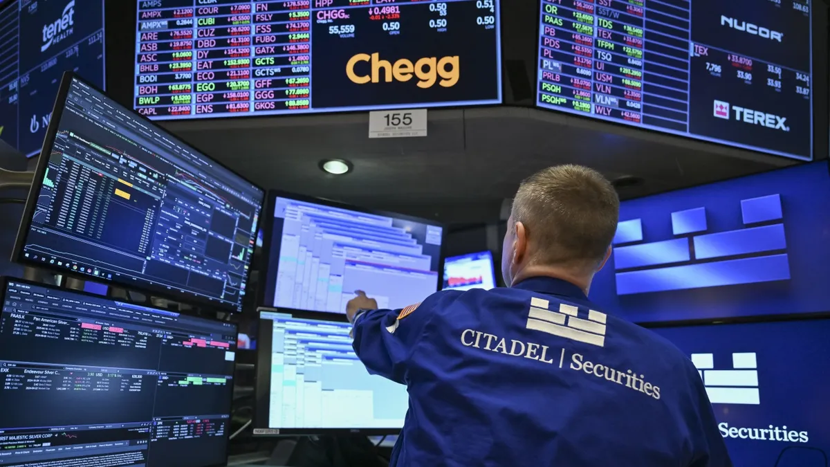 Trump Proposes Biannual Earnings Reports: A Shift in Corporate Transparency?