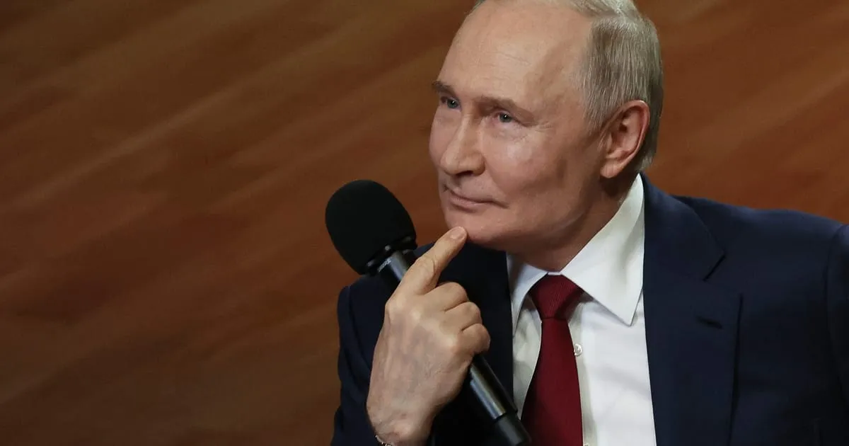 Trump Slams Putin: 'Absolutely CRAZY' Amid Escalating Ukraine Crisis