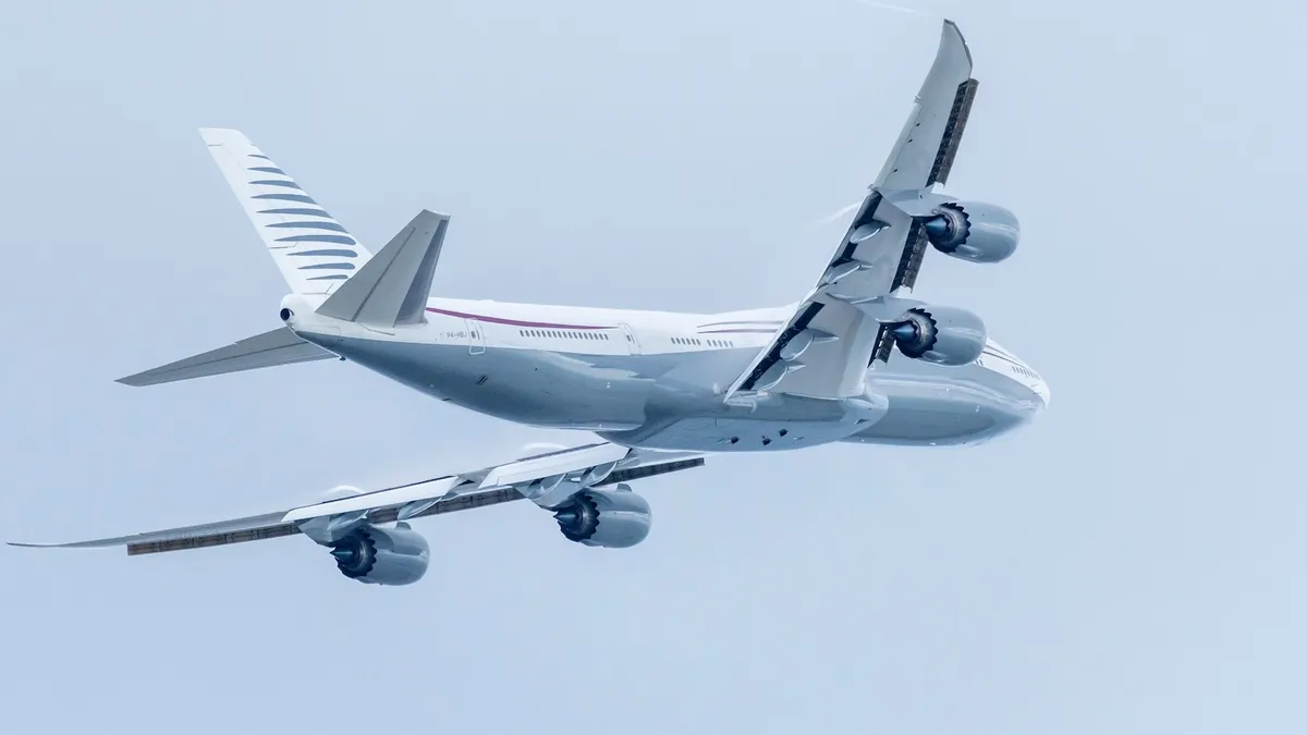 Trump to Receive $400 Million Boeing 747-8 from Qatar as New Air Force One