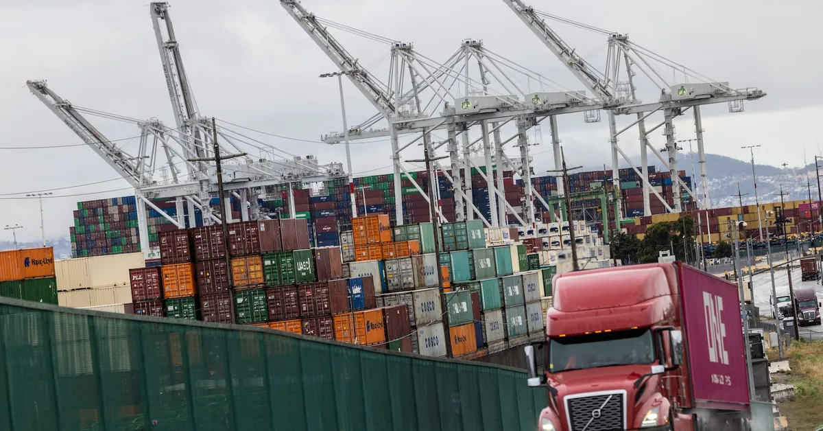 Trump Unleashes New Tariffs: 100% on Branded Drugs and 25% on Heavy-Duty Trucks