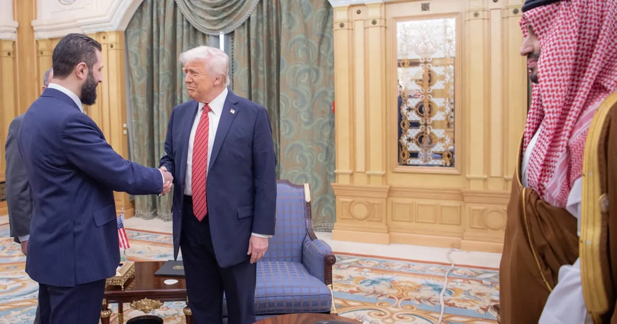 Trump Urges Syria to Normalize Ties with Israel in Historic Meeting