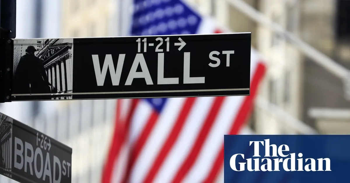 Trump's $100,000 H1-B Visa Fee: A Threat to US Economic Growth?