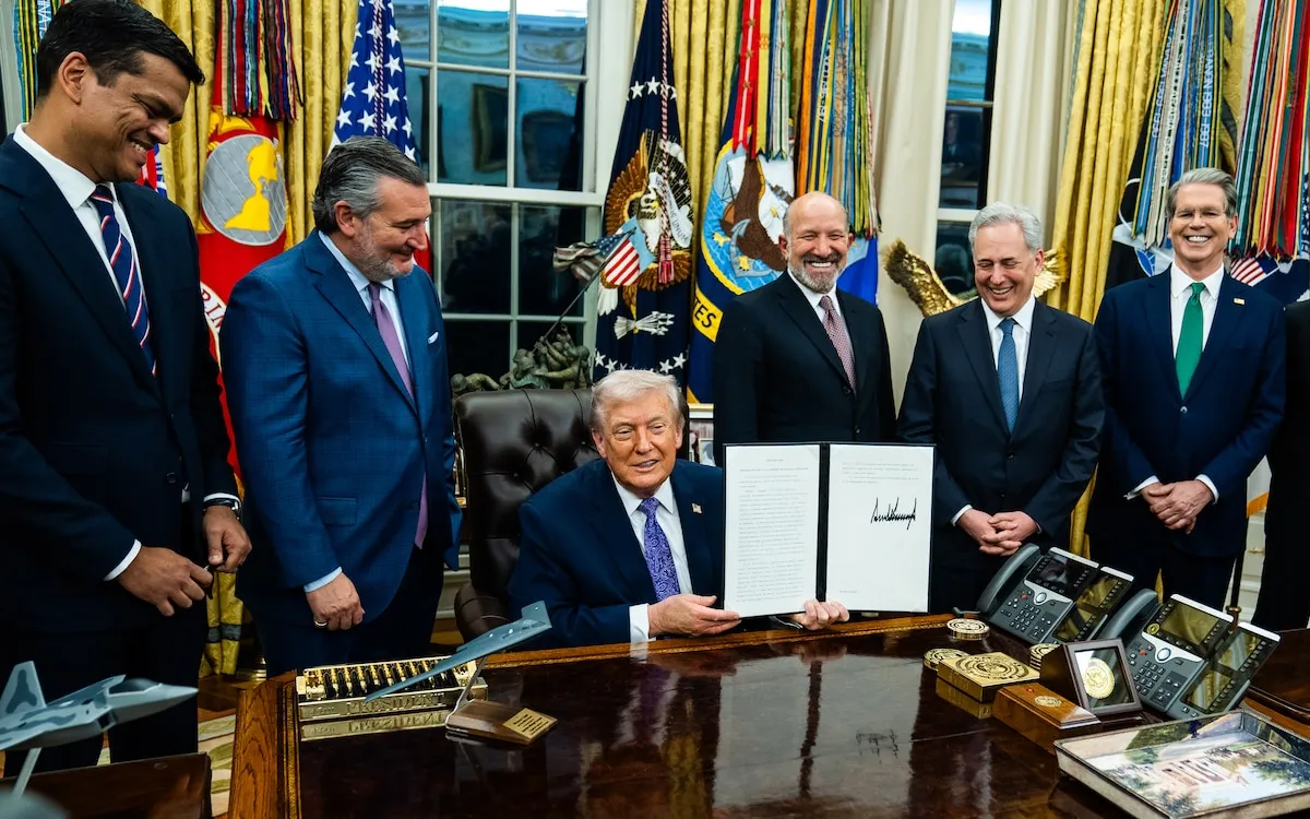 Trump's Bold Move: Executive Order to Combat State AI Regulations