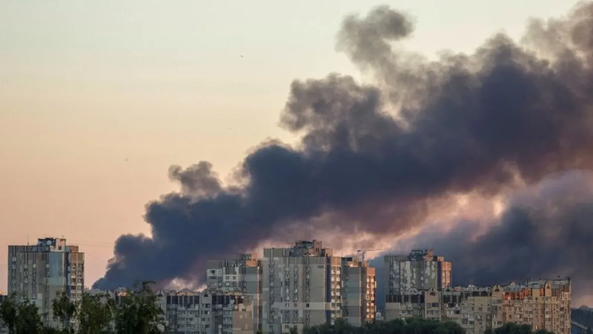 Trump's Pause on Weapons Shipments: A Critical Blow to Ukraine's Defense