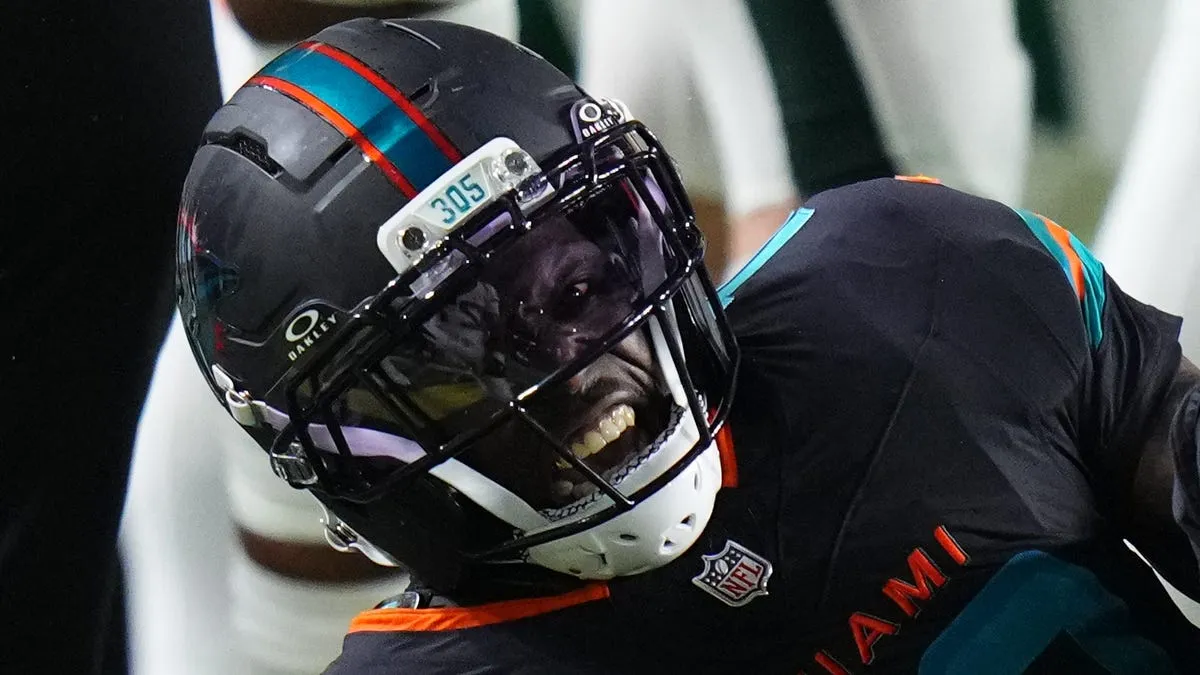Tyreek Hill Suffers Devastating Knee Injury: What It Means for the Dolphins