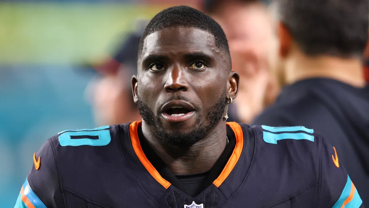 Tyreek Hill Undergoes Surgery: Dolphins' Star Receiver Out for the Season