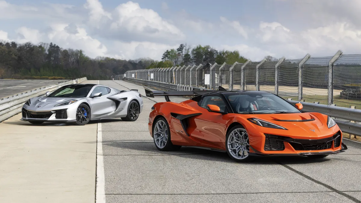 Unleashing the Beast: The 2026 Chevrolet Corvette ZR1X Debuts with Insane Power
