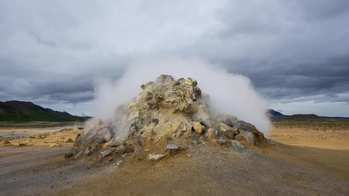 Unlocking Earth's Hidden Energy: The Quest for Natural Hydrogen Reservoirs