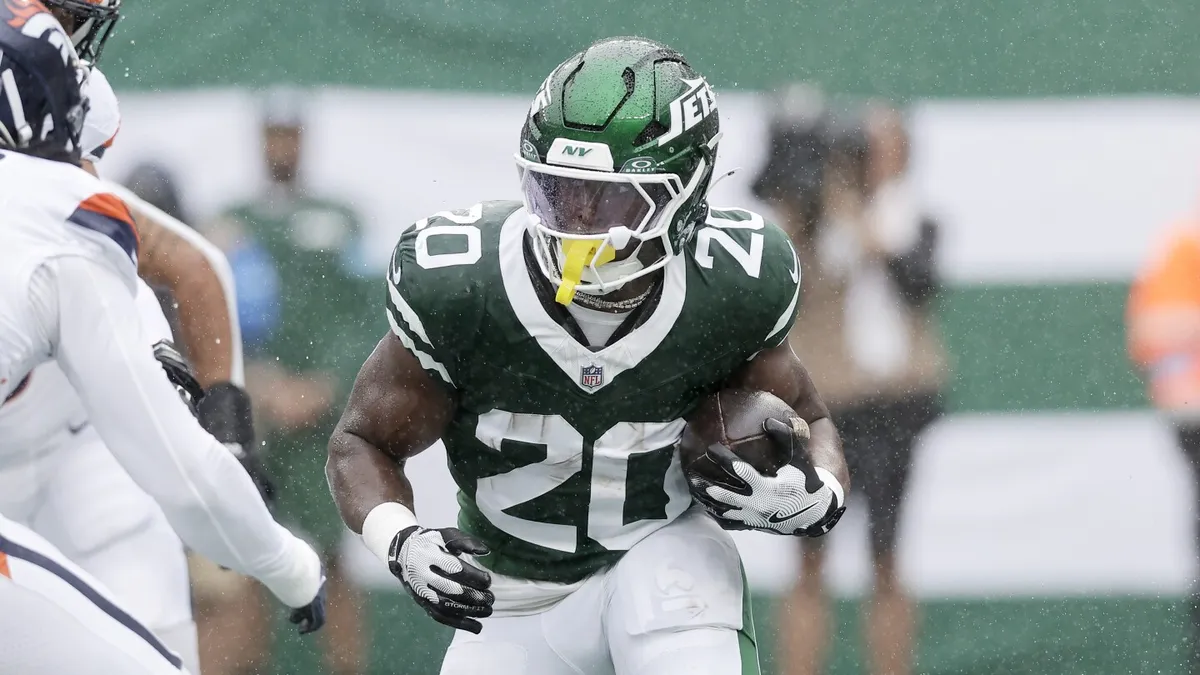 Unlocking Fantasy Potential: Analyzing NFL Funnel Defenses in Week 4