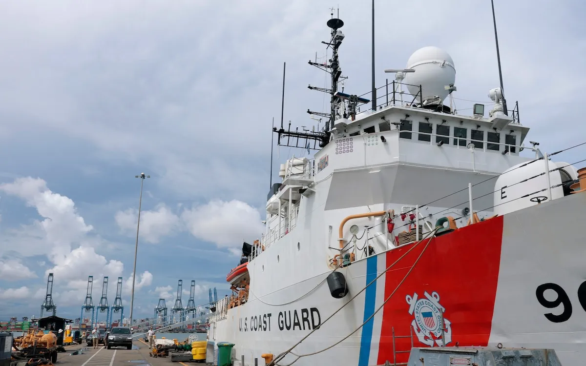 U.S. Forces Conduct Dramatic Boarding of Vessel Amid Venezuela Blockade