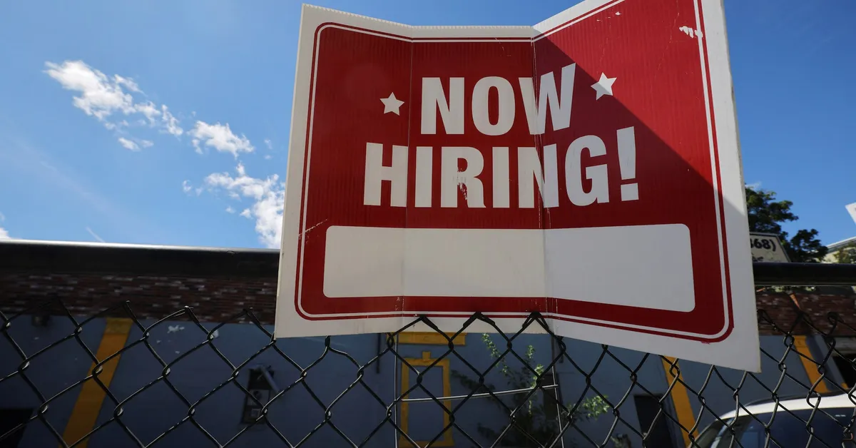 US Job Growth Slumps: Unemployment Rate Peaks at Nearly Four-Year High