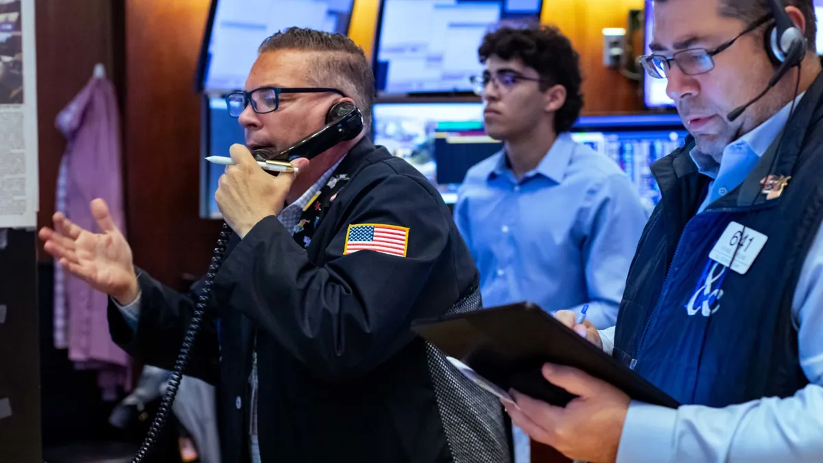 U.S. Stock Futures Rise as Market Eyes Key Inflation Reports