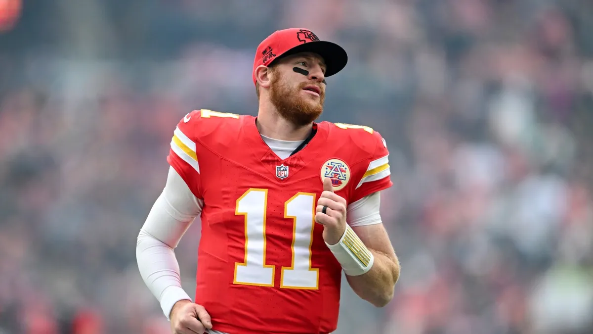 Vikings Trade for Howell, Sign Wentz as New Backup Quarterback