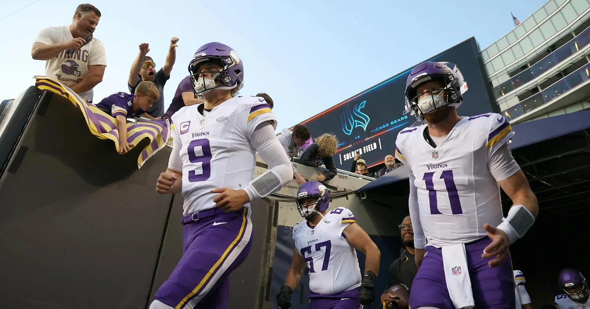 Vikings vs. Bears: McCarthy's Rollercoaster Night and Moss's Impact